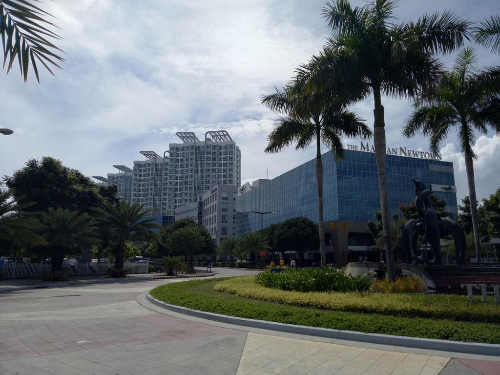 Mactan Newtown Boulevard Lapu-Lapu City Dış mekan fotoğraf